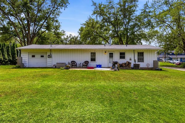 54 Oklahoma Avenue SW, Cedar Rapids, IA 52404
