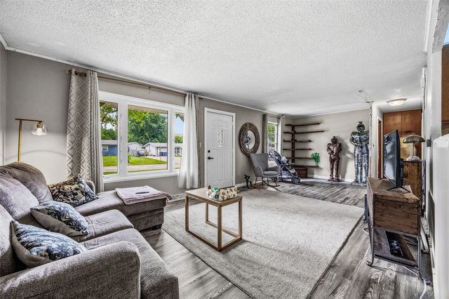 54 Oklahoma Avenue SW, Cedar Rapids, IA 52404