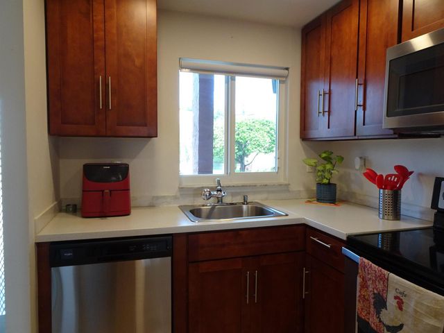 9261 Sunrise Lakes Boulevard 210, Fort Lauderdale, FL 33322