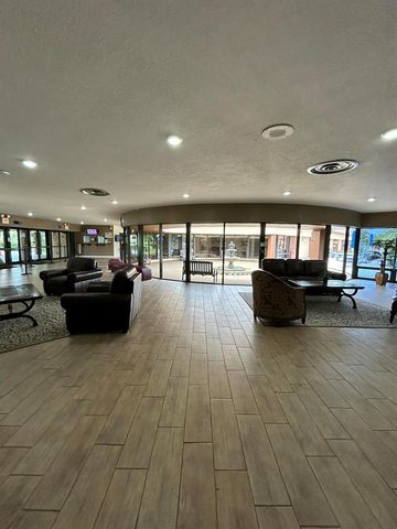 9261 Sunrise Lakes Boulevard 210, Fort Lauderdale, FL 33322