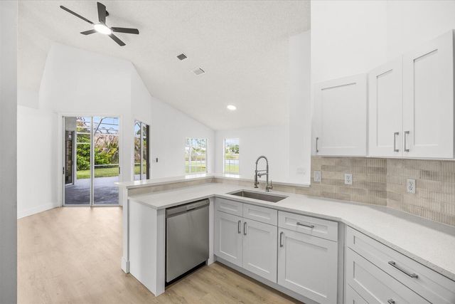 2635 SE Morningside Boulevard, Port St. Lucie, FL 34952