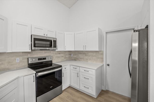 2635 SE Morningside Boulevard, Port St. Lucie, FL 34952