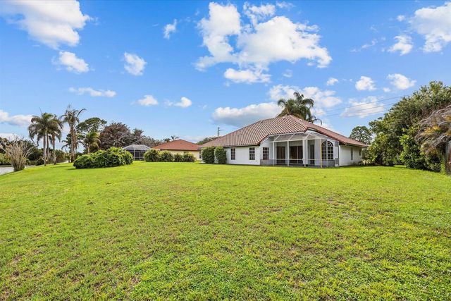 2635 SE Morningside Boulevard, Port St. Lucie, FL 34952