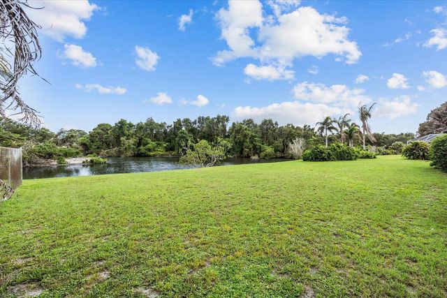 2635 SE Morningside Boulevard, Port St. Lucie, FL 34952