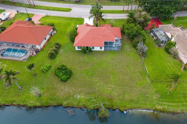 2635 SE Morningside Boulevard, Port St. Lucie, FL 34952