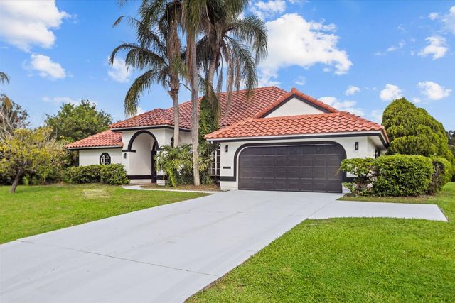 2635 SE Morningside Boulevard, Port St. Lucie, FL 34952