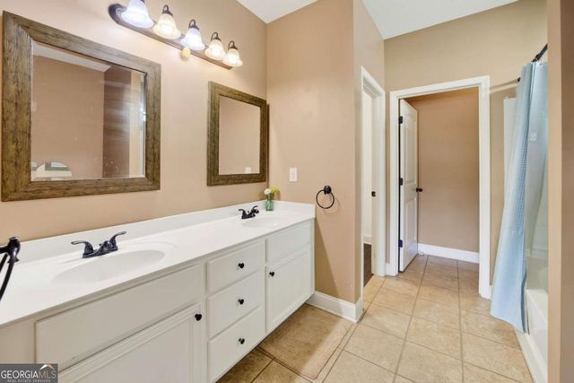 4814 Lost Creek Drive, Gainesville, GA 30504
