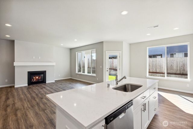 9431 Chief Leschi Street SE #5, Yelm, WA 98597