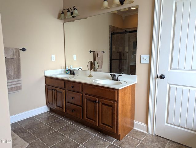 143 Claymore Drive, Clayton, NC 27527