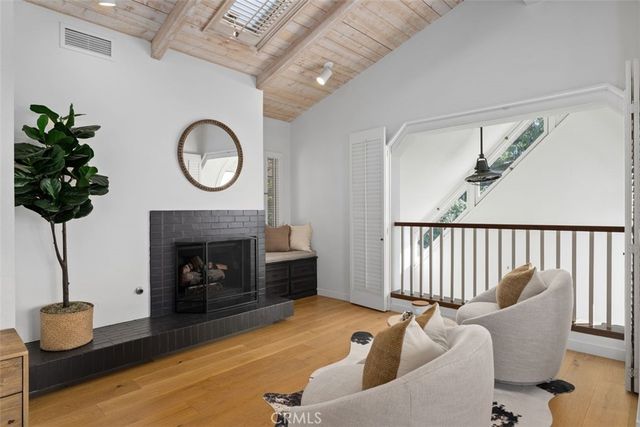 590 Diamond Street, Laguna Beach, CA 92651