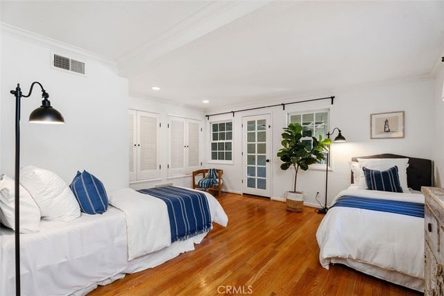 590 Diamond Street, Laguna Beach, CA 92651