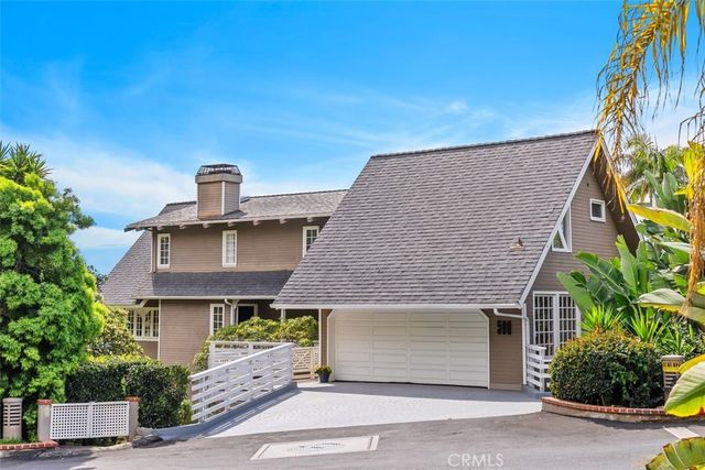590 Diamond Street, Laguna Beach, CA 92651
