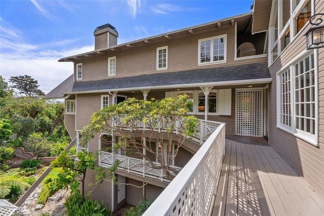 590 Diamond Street, Laguna Beach, CA 92651