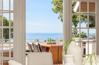 590 Diamond Street, Laguna Beach, CA 92651