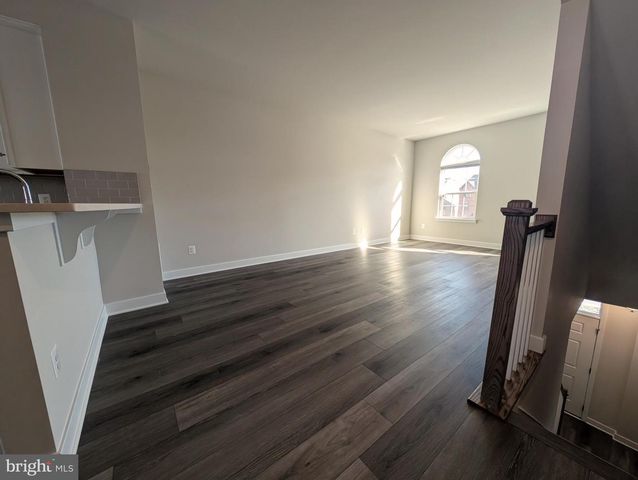 14024 SUNRISE VALLEY DR, Herndon, VA 20171