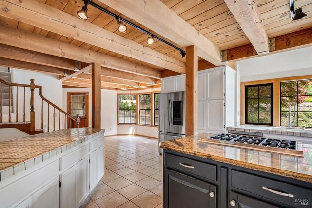 3541 Golf View Ter, Santa Rosa, CA 95405