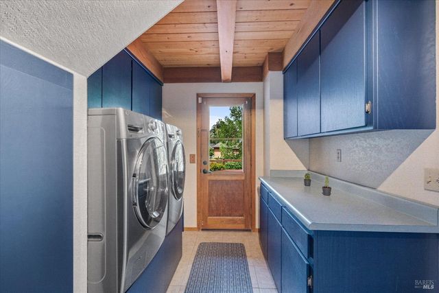 3541 Golf View Ter, Santa Rosa, CA 95405