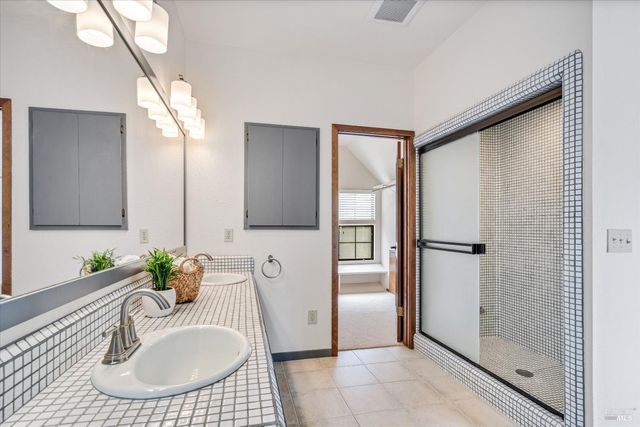 3541 Golf View Ter, Santa Rosa, CA 95405