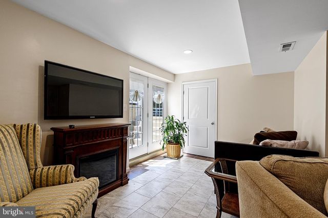 803 SYLVIA WAY, New Castle, DE 19720