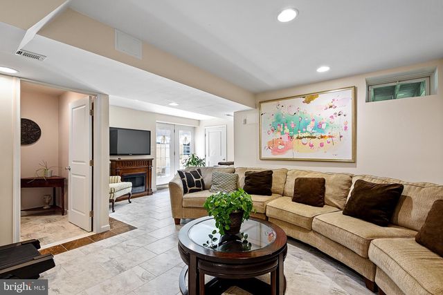 803 SYLVIA WAY, New Castle, DE 19720