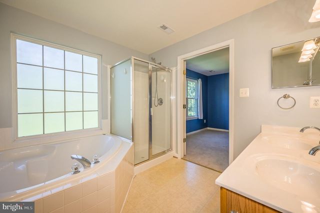 11582 TOLSON PL, Woodbridge, VA 22192