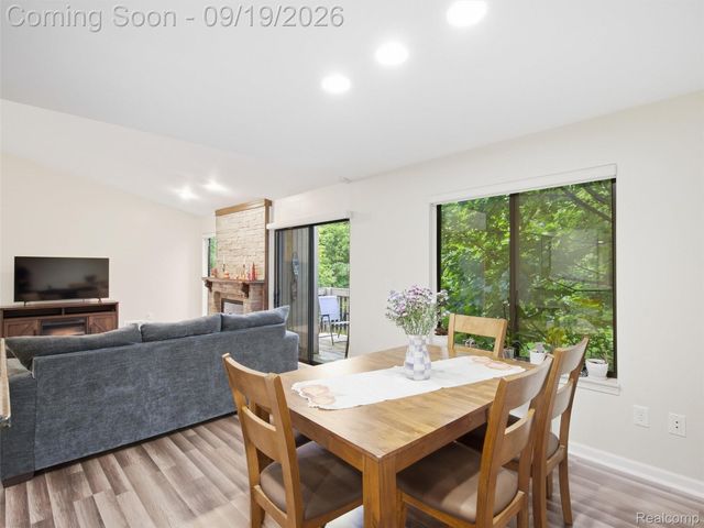 7351 Brynmawr Drive, West Bloomfield Charter Township, MI 48322