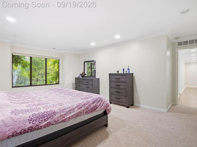 7351 Brynmawr Drive, West Bloomfield Charter Township, MI 48322