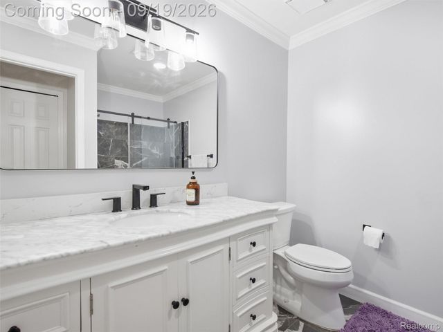 7351 Brynmawr Drive, West Bloomfield Charter Township, MI 48322