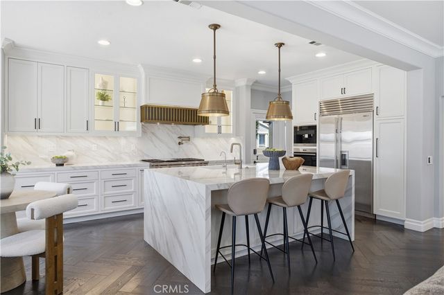 8 N Bayleaf, Irvine, CA 92620