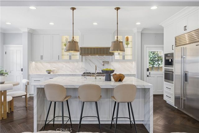 8 N Bayleaf, Irvine, CA 92620