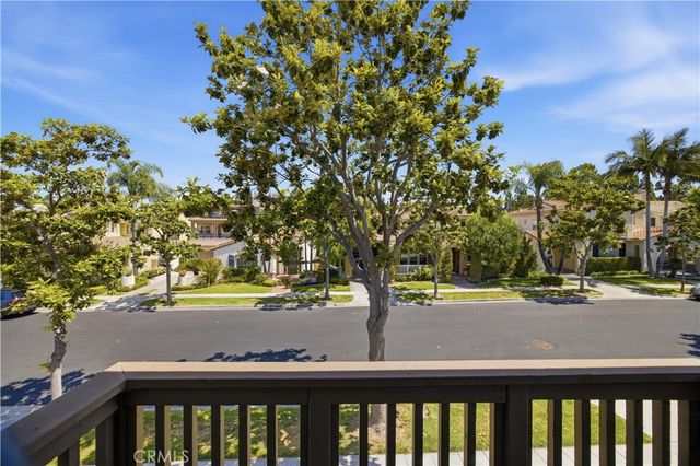 8 N Bayleaf, Irvine, CA 92620