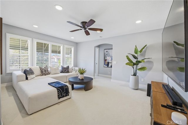 8 N Bayleaf, Irvine, CA 92620