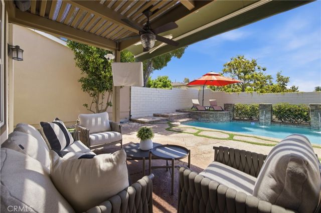 8 N Bayleaf, Irvine, CA 92620