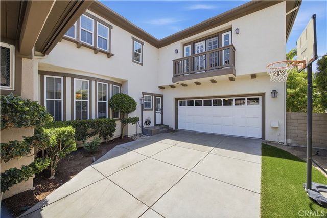 8 N Bayleaf, Irvine, CA 92620