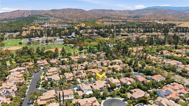 8 N Bayleaf, Irvine, CA 92620