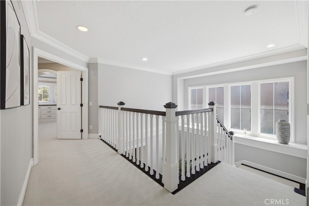 Image 27 of property listing at 8 N Bayleaf, Irvine, CA 92620