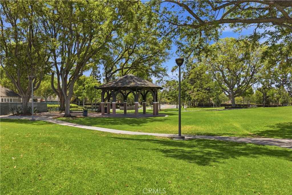 Image 66 of property listing at 8 N Bayleaf, Irvine, CA 92620