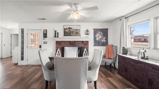 275 Cliffwood Drive, Kernersville, NC 27284