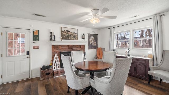 275 Cliffwood Drive, Kernersville, NC 27284