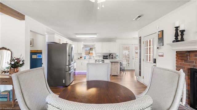 275 Cliffwood Drive, Kernersville, NC 27284