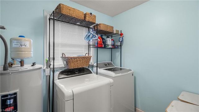 275 Cliffwood Drive, Kernersville, NC 27284