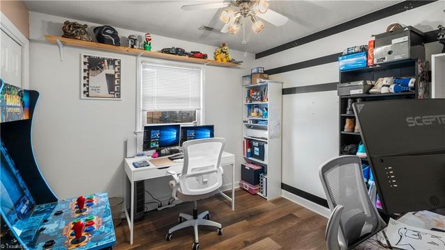 275 Cliffwood Drive, Kernersville, NC 27284