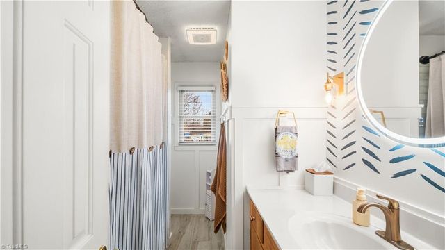 275 Cliffwood Drive, Kernersville, NC 27284