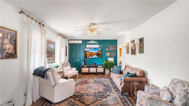 275 Cliffwood Drive, Kernersville, NC 27284