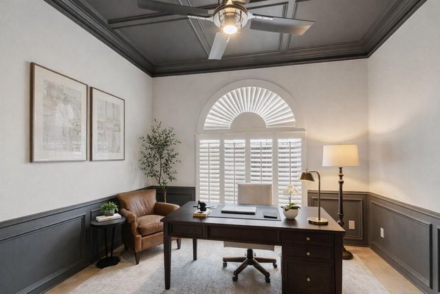 18 Woodmere Place, The Woodlands, TX 77381