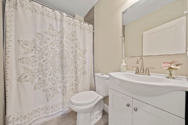 93 Cross St, Randolph, MA 02368