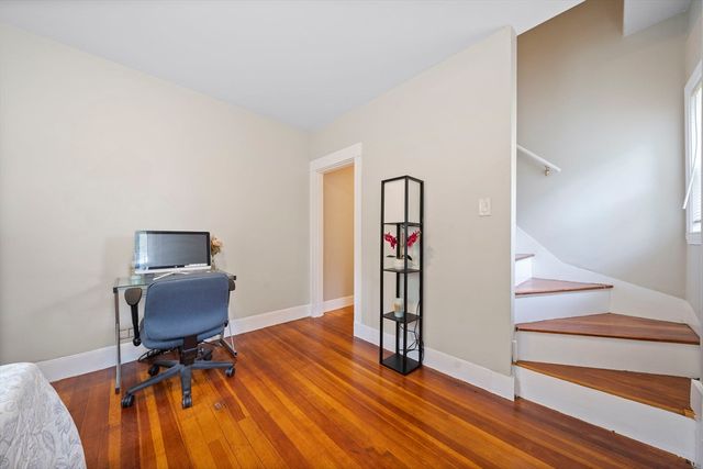 93 Cross St, Randolph, MA 02368