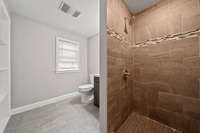 93 Cross St, Randolph, MA 02368