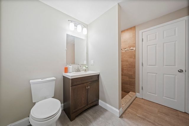 93 Cross St, Randolph, MA 02368
