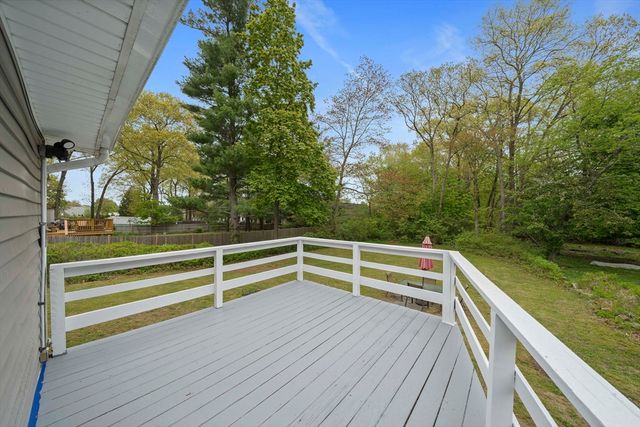 93 Cross St, Randolph, MA 02368